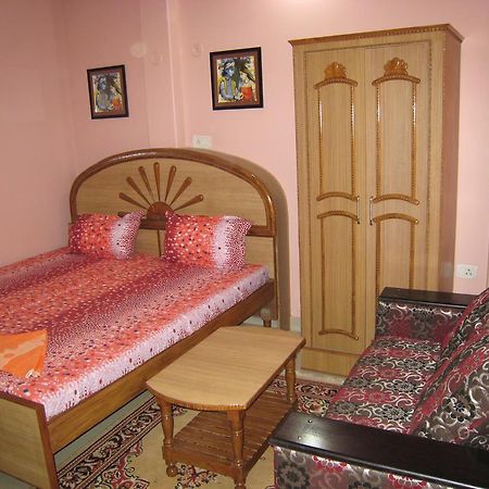 Krishna Paying Guest House 瓦拉纳西 客房 照片