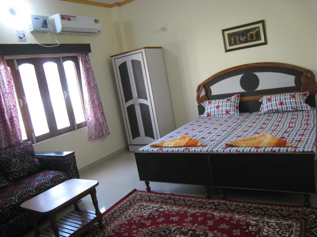 Krishna Paying Guest House 瓦拉纳西 客房 照片